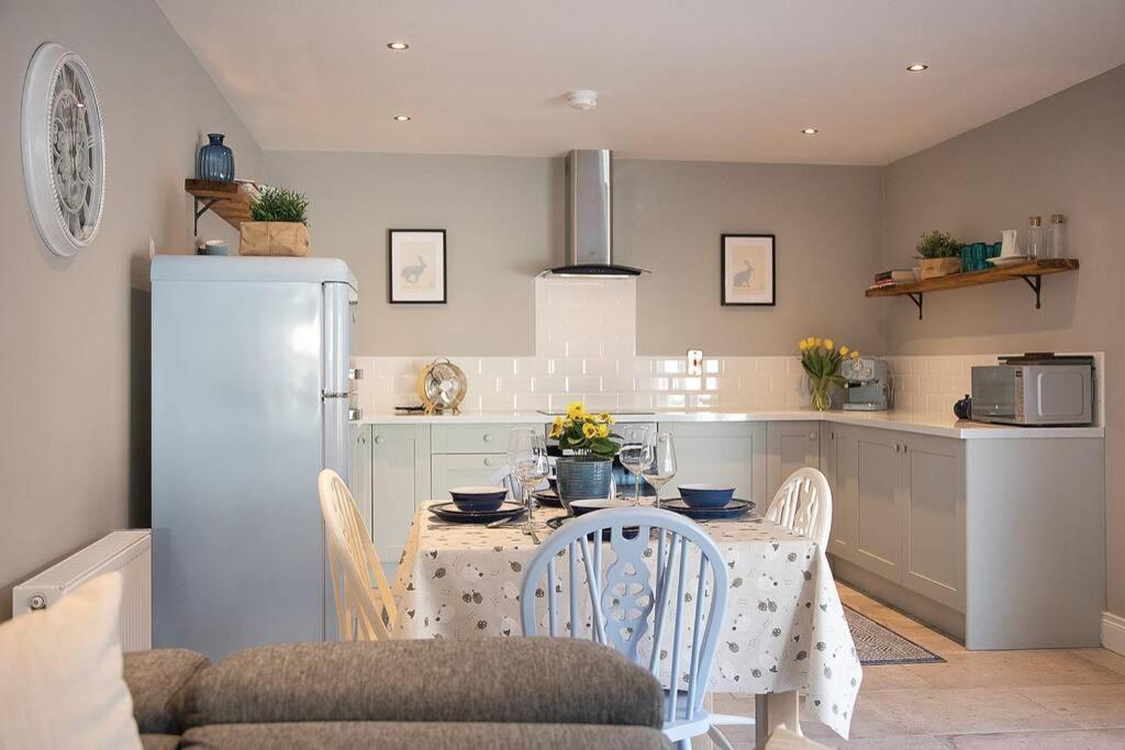 Kilbroney River Cottage ロスターバー エクステリア 写真